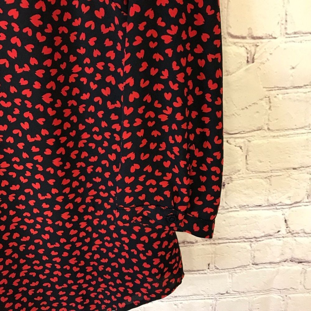 Talbots Banded Collar Red Hearts with Navy Popover 3/4 Sleeve Holiday Size SP - Picture 4 of 7